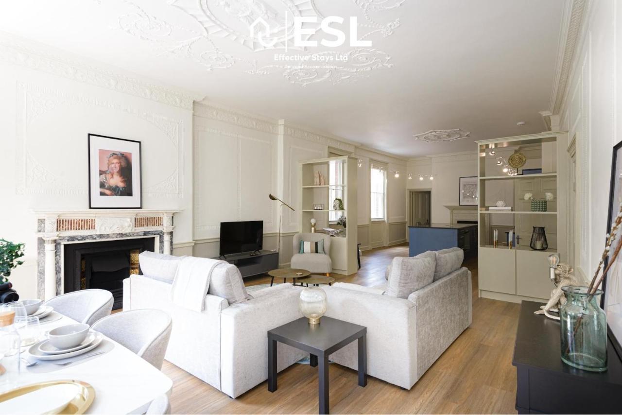 Most Central Luxury Grade 2 Listed Apartment Overlooking Shrewsbury Square - Free Parking Exterior photo